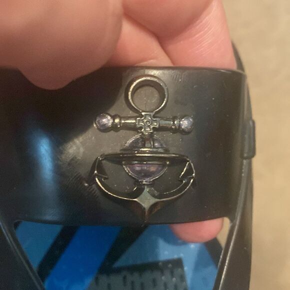 Like New Vivienne Westwood Womens Rubber Flip Flop Slides - Picture 9 of 11